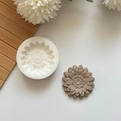 Sunflower Silicone Mold – 5 cm