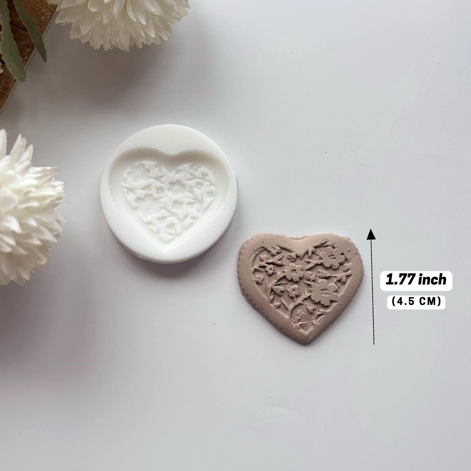 Corsage Heart Silicone Mold – 1.77” (4.5 cm)