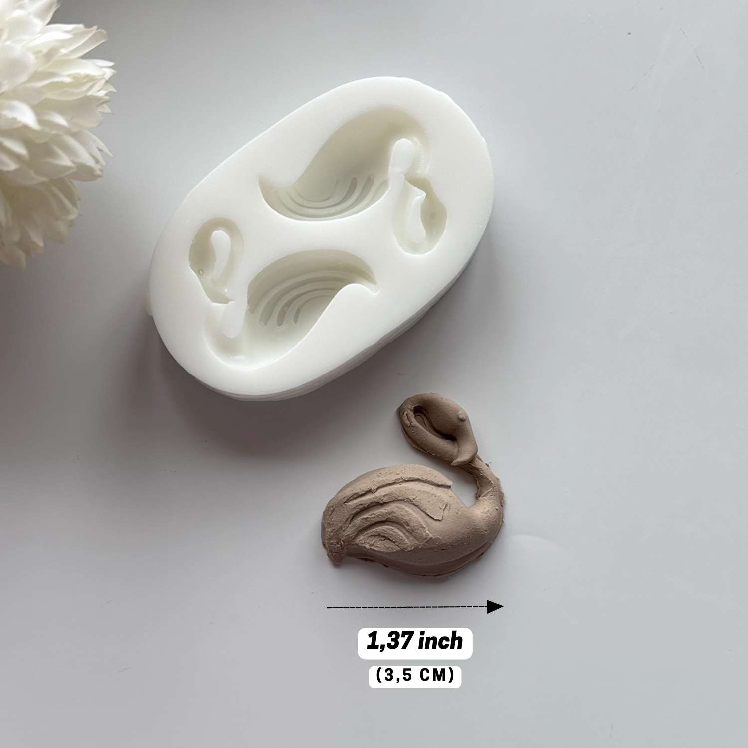 Double Swan Silicone Mold – 1.37” (3.5 cm)
