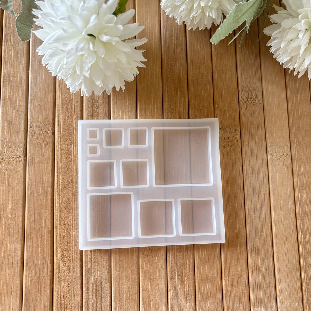 Multi-Size Square Resin Mold – 1 to 3.5 cm Squares, 1 cm Depth