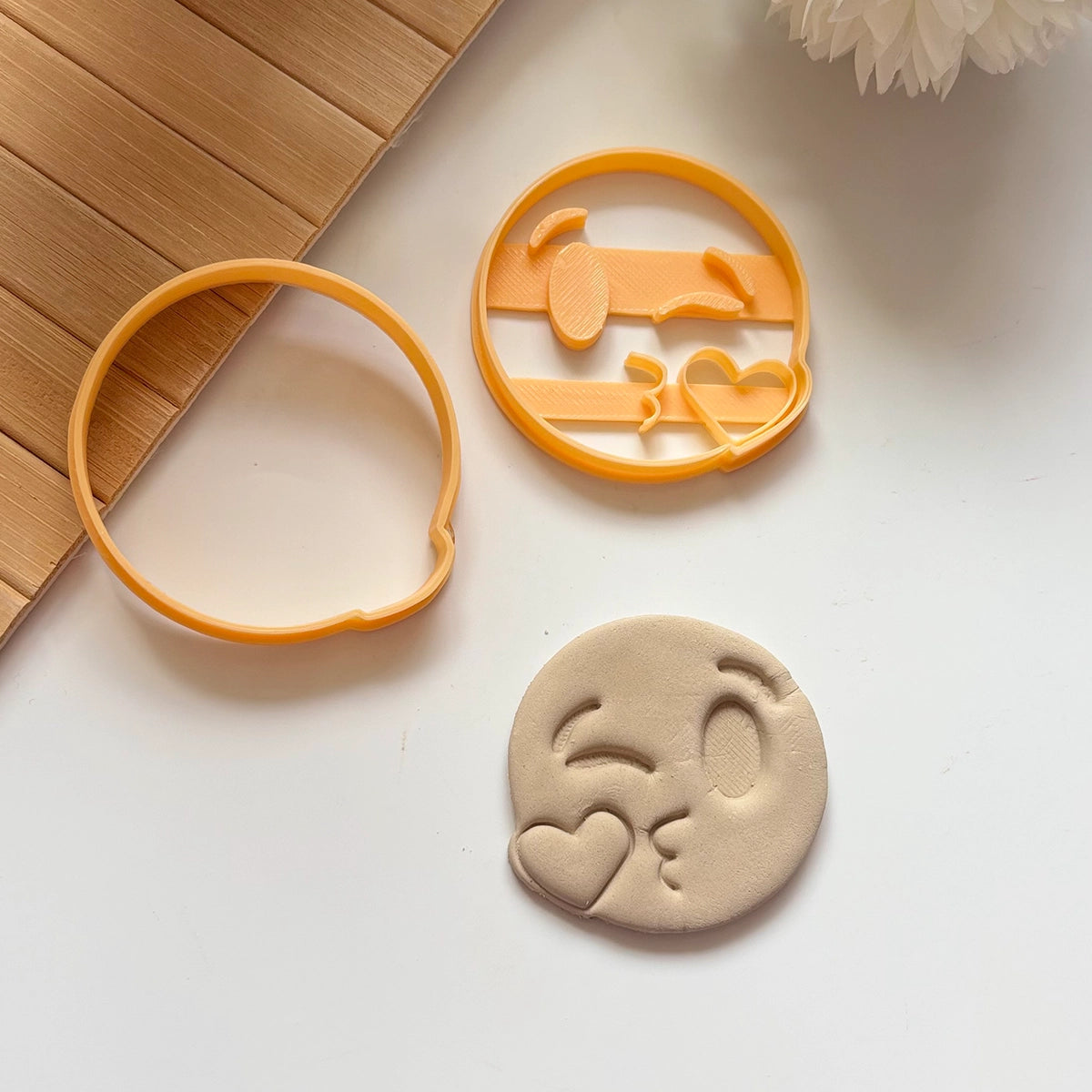 Kiss Emoji Cookie Cutter