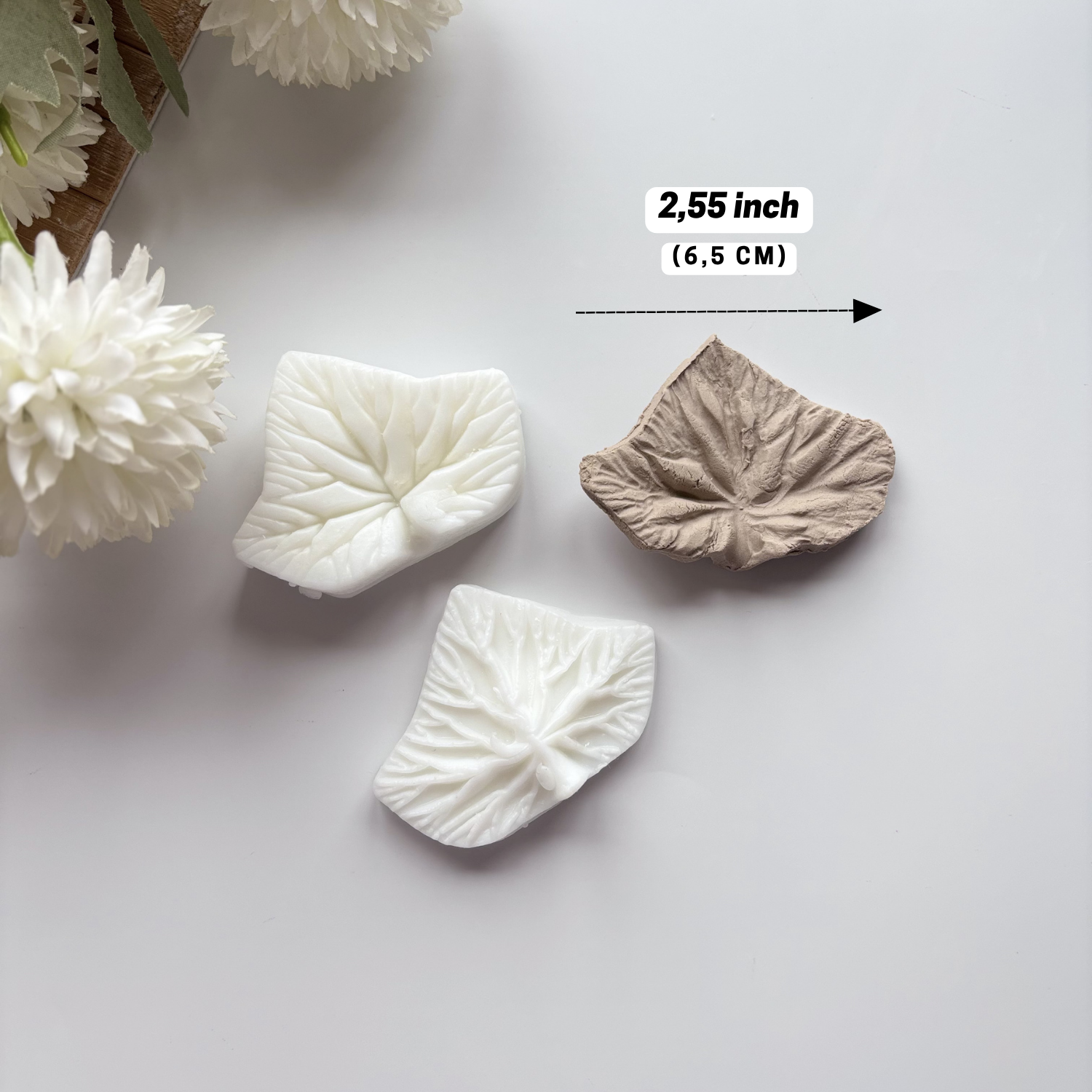 Lotus Leaf Silicone Mold – 2.55” (6.5 cm)